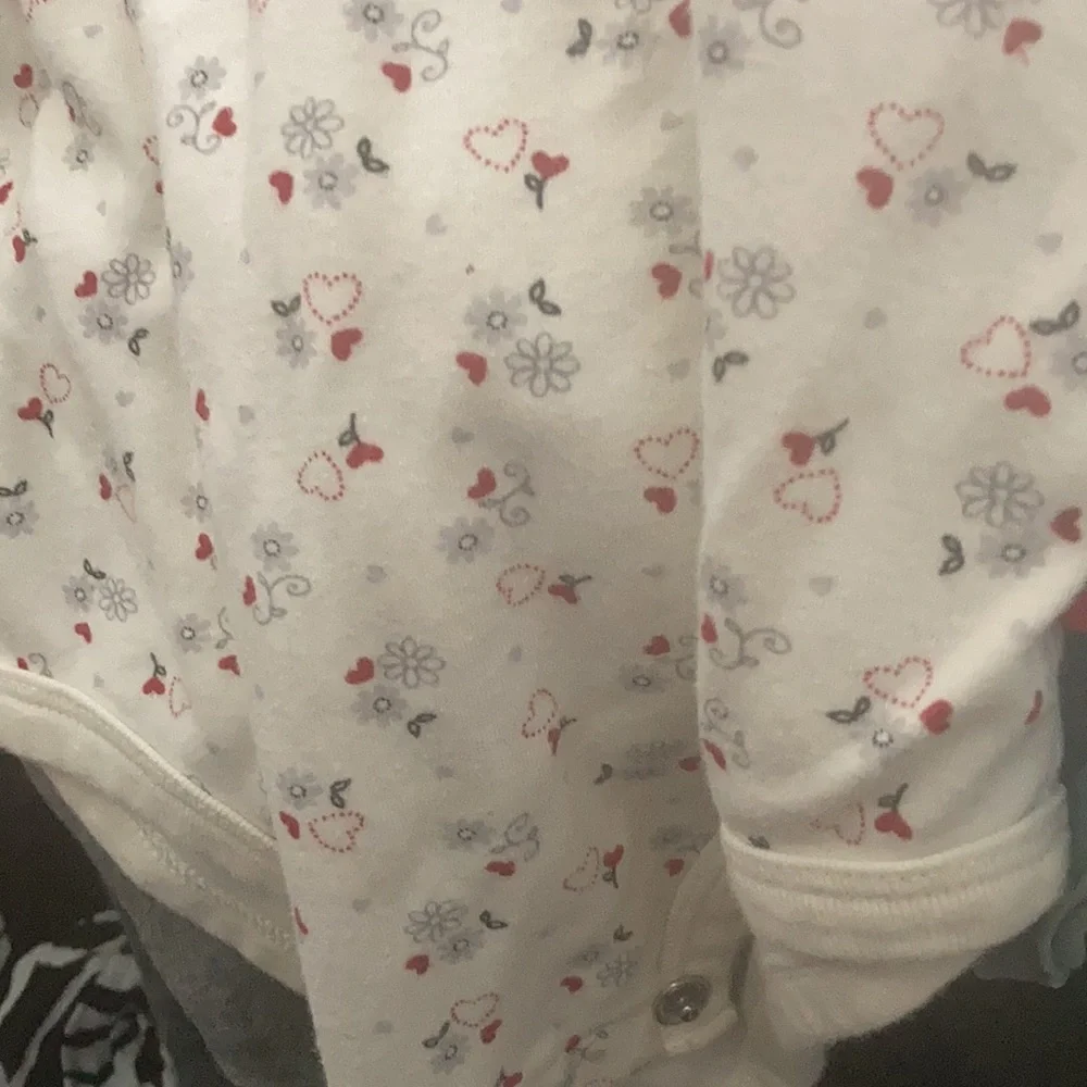 FINAL MARKDOWN Carters Peter Pan collar bodysuit 18 months
